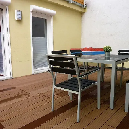 City Apartment Jena Ена